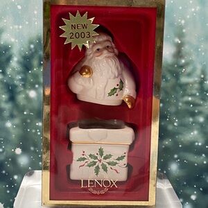 NIB 2003 Lenox Santa Atop Chimney Stackable Salt and Pepper Shakers Christmas.